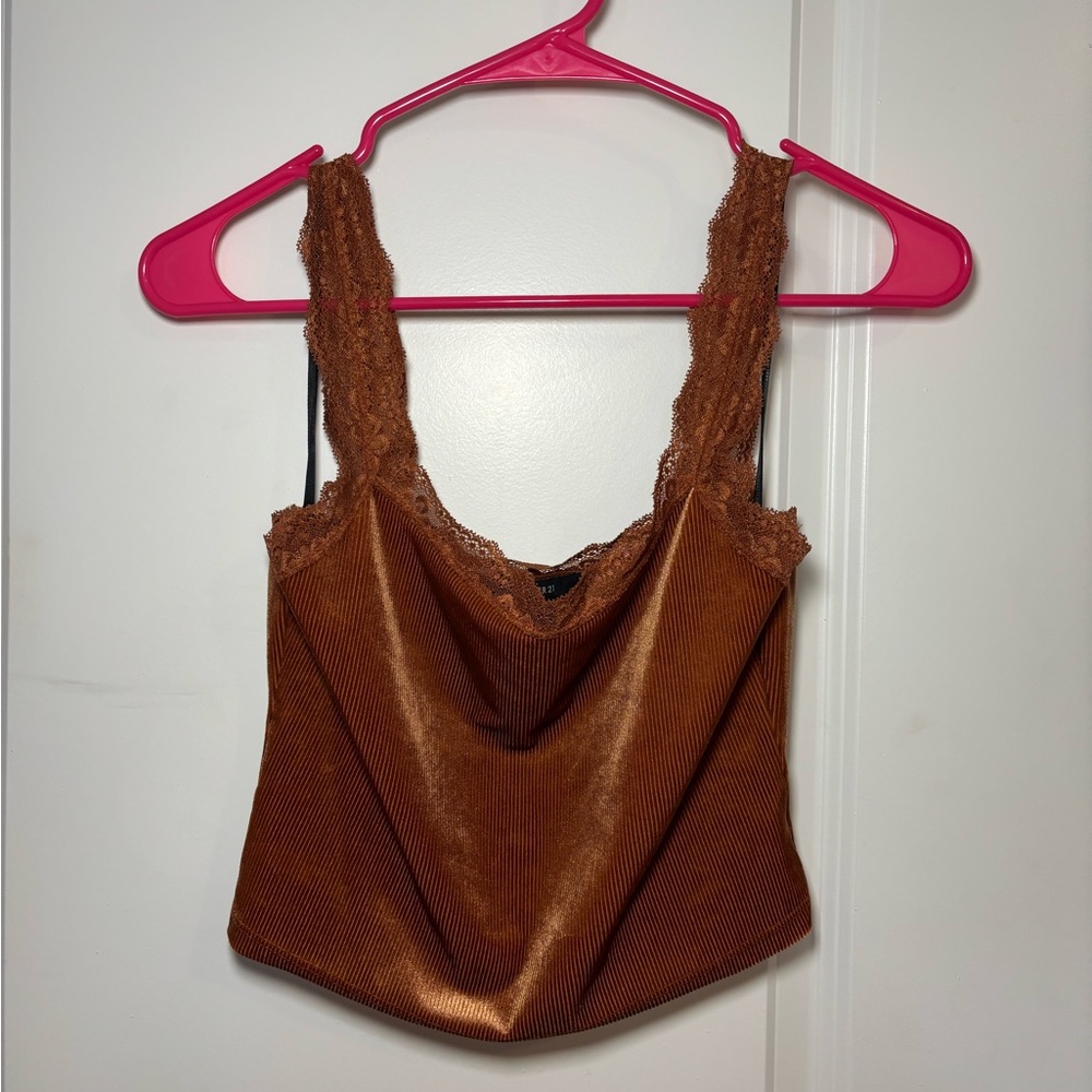 Elegant Burnt Orange Lace Trimmed Women's Crop Top